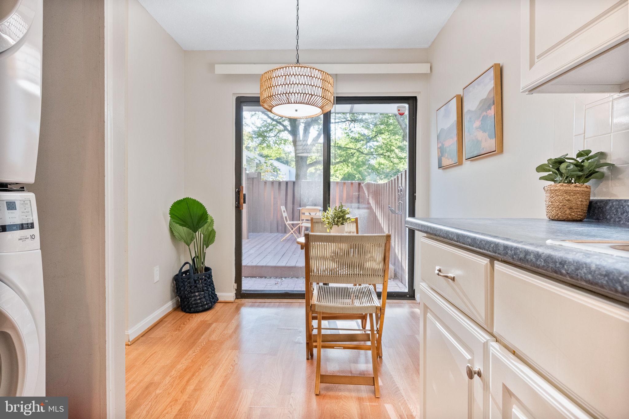 2340 Southgate Square Reston, VA 20191 - Photo 16 of 33 a dining room with furniture and window