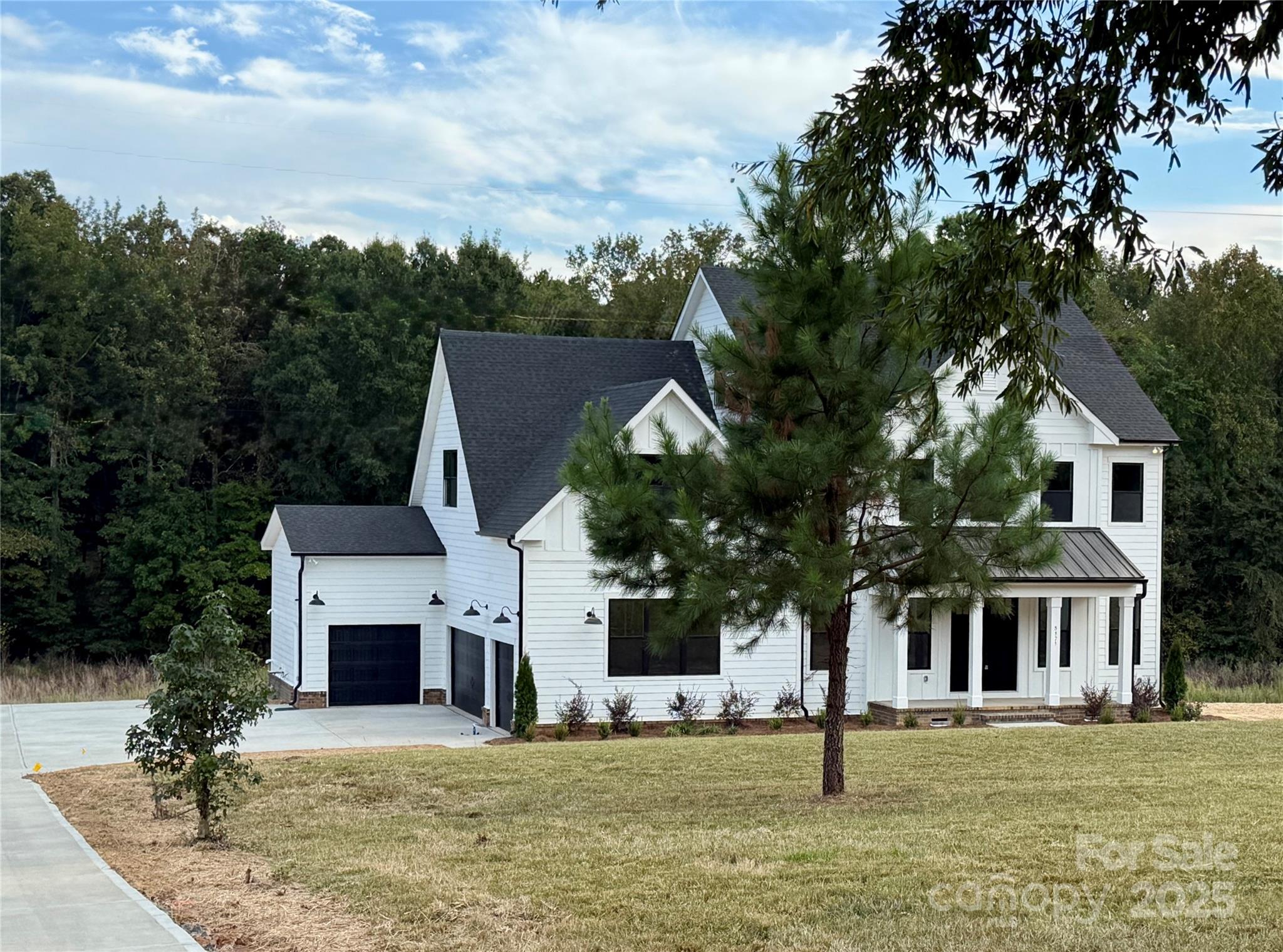 8823 Wingard Road Waxhaw, NC 28173 - Photo 1 of 38 Gallery Image 1