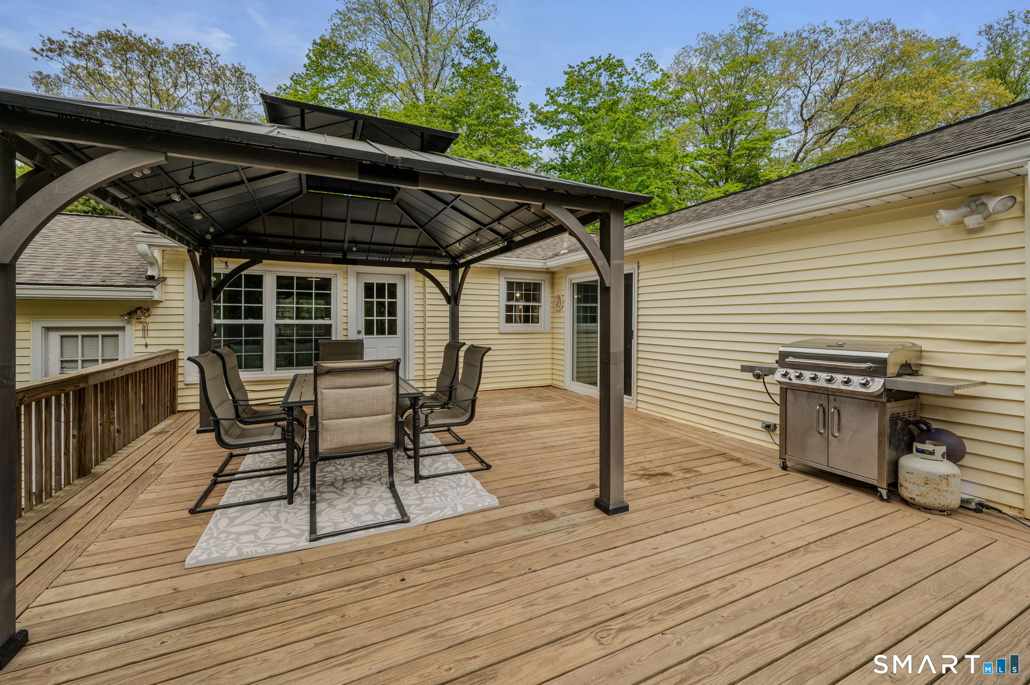 65 Flat Iron Road Guilford, CT 06437 - Photo 27 of 40 private back deck