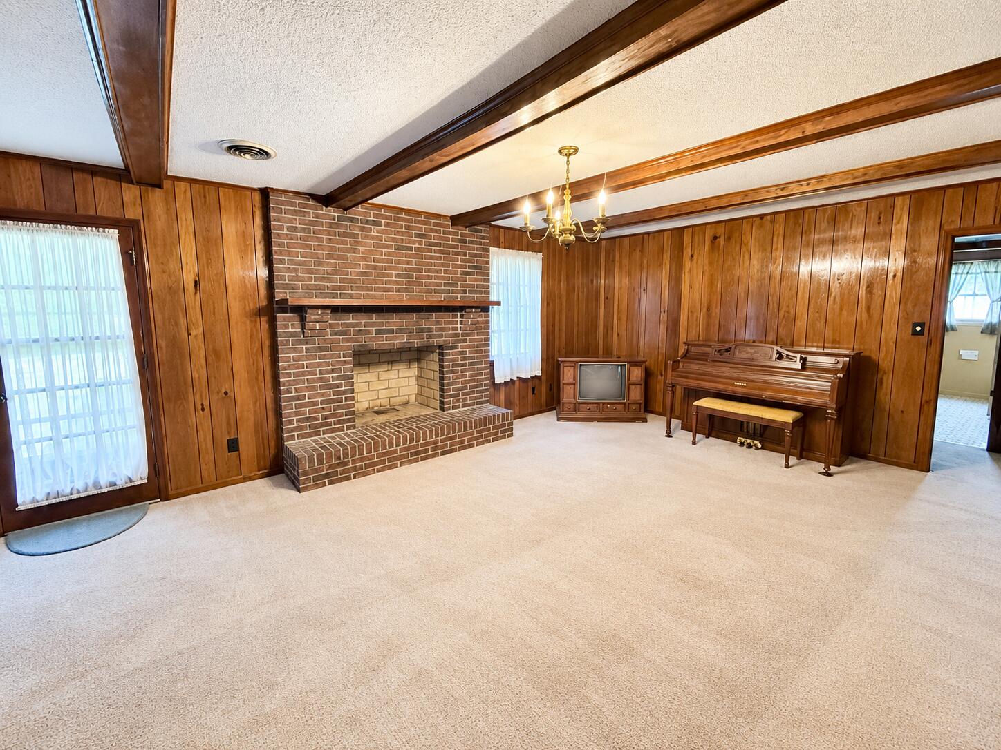 922 Rockefeller Avenue Tupelo, MS 38801 - Photo 2 of 16 Gallery Image 2