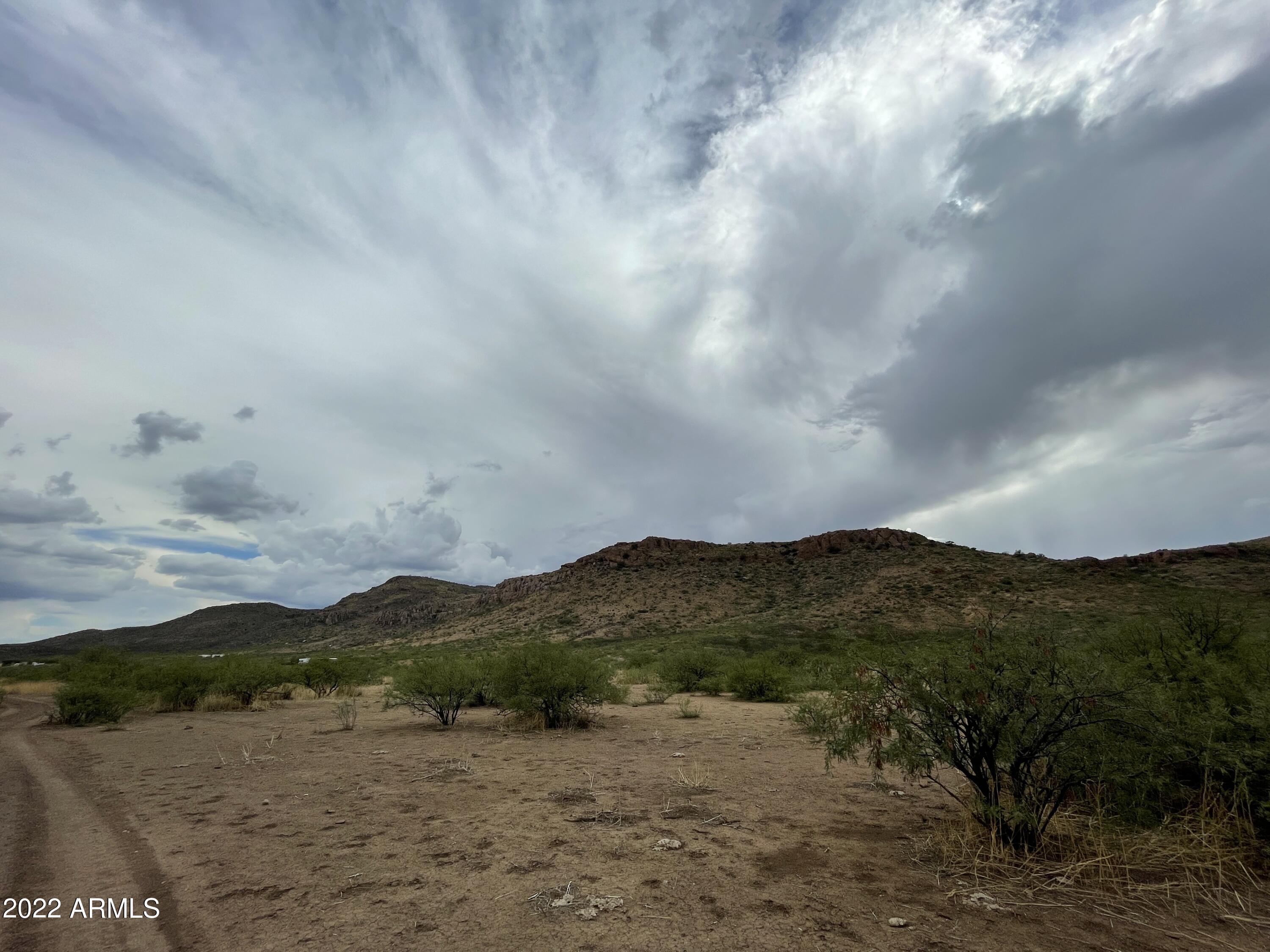 7821 North Bruno Road Douglas, AZ 85607 - Photo 2 of 5 IMG_1545