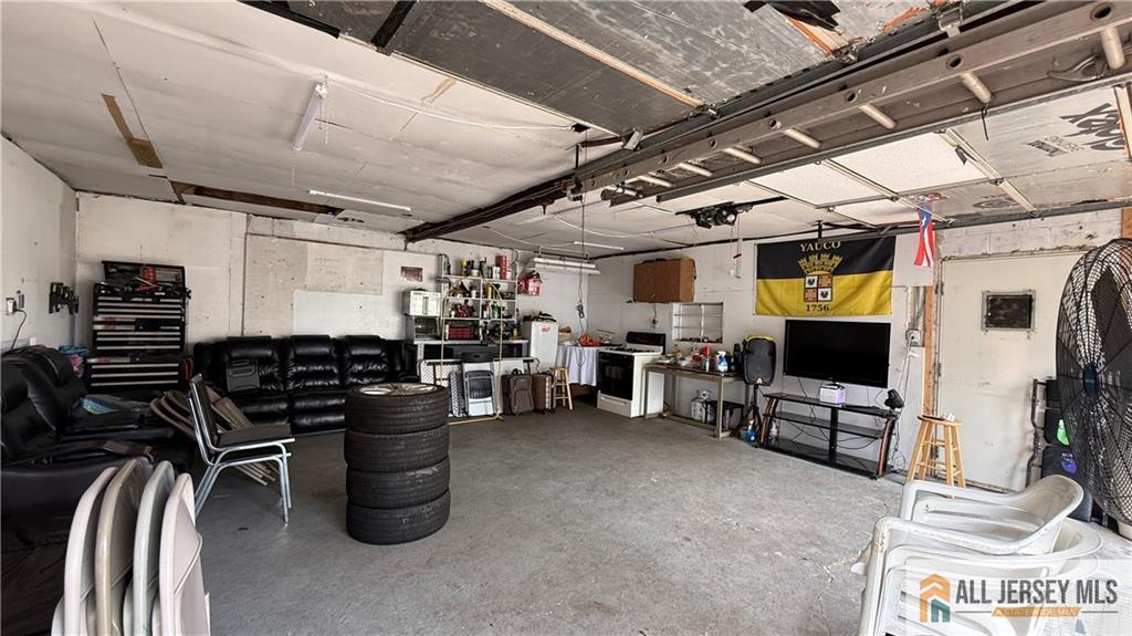70 Spring Street Woodbridge, NJ 07095 - Photo 25 of 27 Gallery Image 25