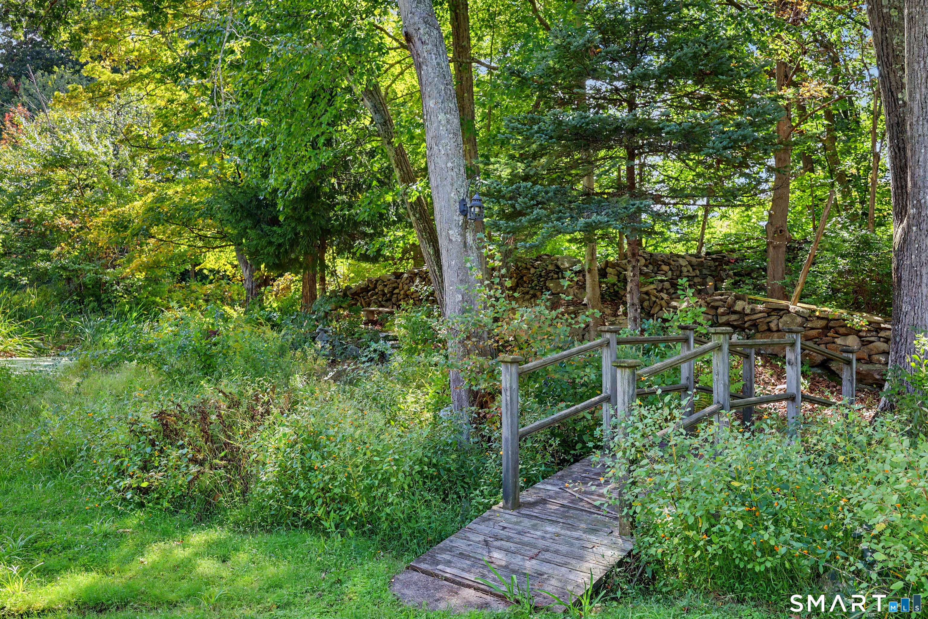 393 Center Road Easton, CT 06612 - Photo 25 of 34 Gallery Image 25