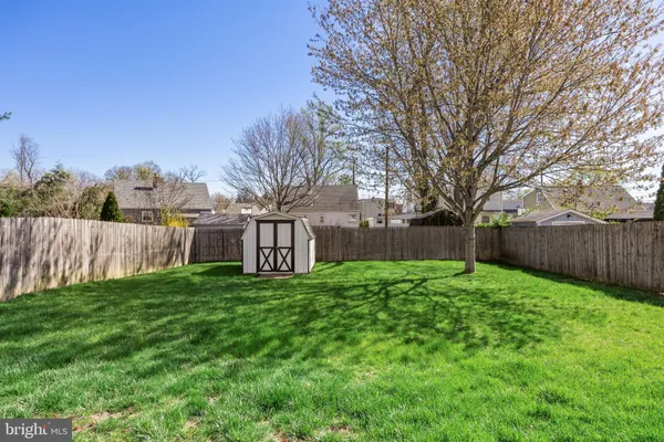 $400,000 | 39 Longwood Drive, Hamilton, NJ 08620