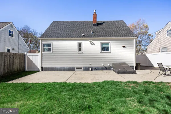 $400,000 | 39 Longwood Drive, Hamilton, NJ 08620