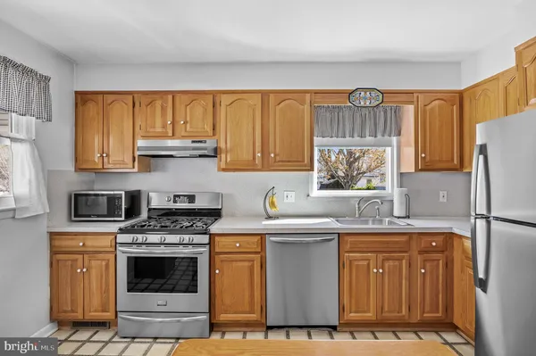 $400,000 | 39 Longwood Drive, Hamilton, NJ 08620