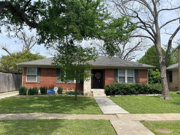 $2,499 | 3719 Seguin Drive, Dallas, TX 75220
