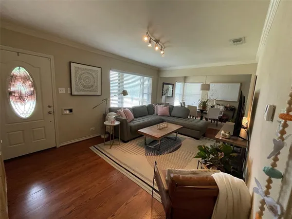 $2,499 | 3719 Seguin Drive, Dallas, TX 75220