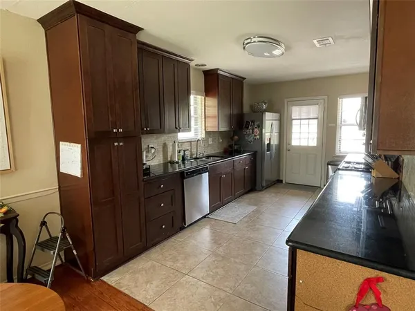 $2,499 | 3719 Seguin Drive, Dallas, TX 75220