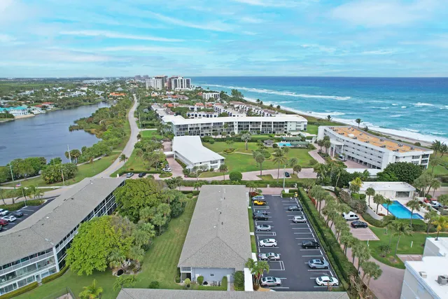 $489,000 | 901 Seafarer Circle, Unit 403, Jupiter, FL 33477