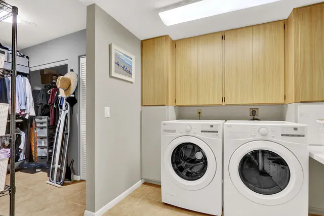 $489,000 | 901 Seafarer Circle, Unit 403, Jupiter, FL 33477