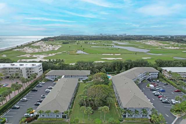 $489,000 | 901 Seafarer Circle, Unit 403, Jupiter, FL 33477