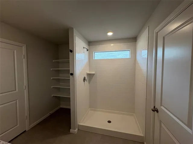 $2,450 | 424 Amory Street, Azle, TX 76020