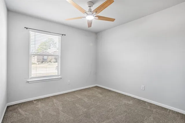 $2,450 | 424 Amory Street, Azle, TX 76020