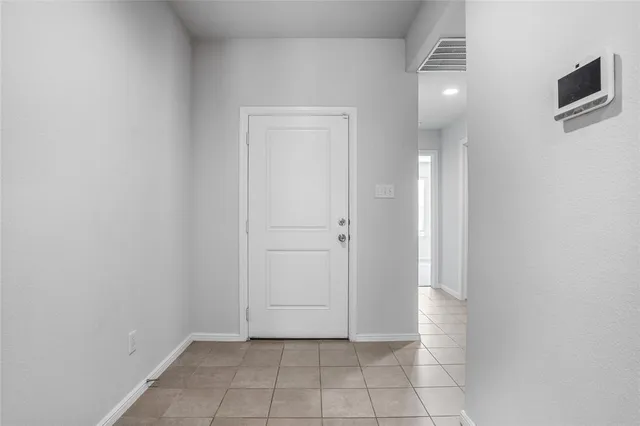 $2,450 | 424 Amory Street, Azle, TX 76020