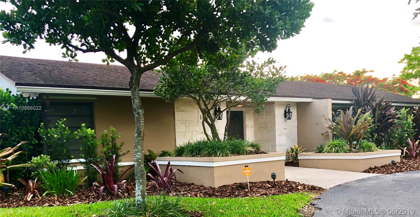 11110 Southwest 124th Road Miami, FL 33176 - Photo 1 of 24
