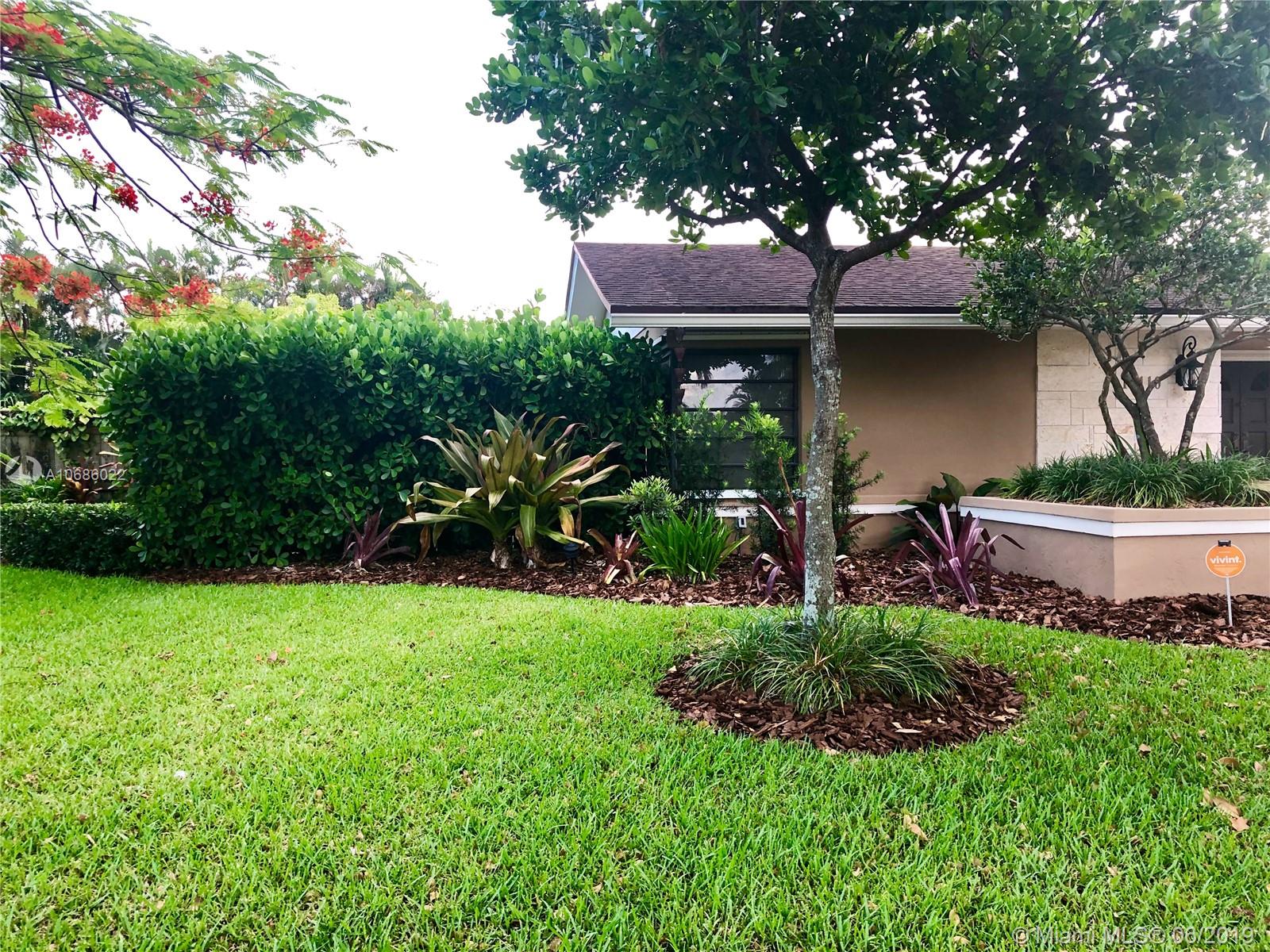 11110 Southwest 124th Road Miami, FL 33176 - Photo 2 of 24