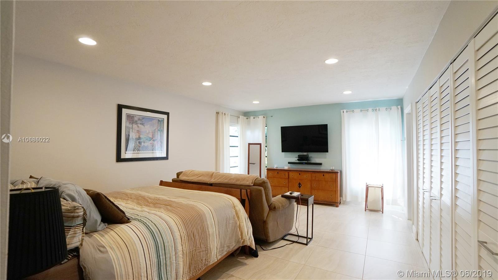 11110 Southwest 124th Road Miami, FL 33176 - Photo 18 of 24