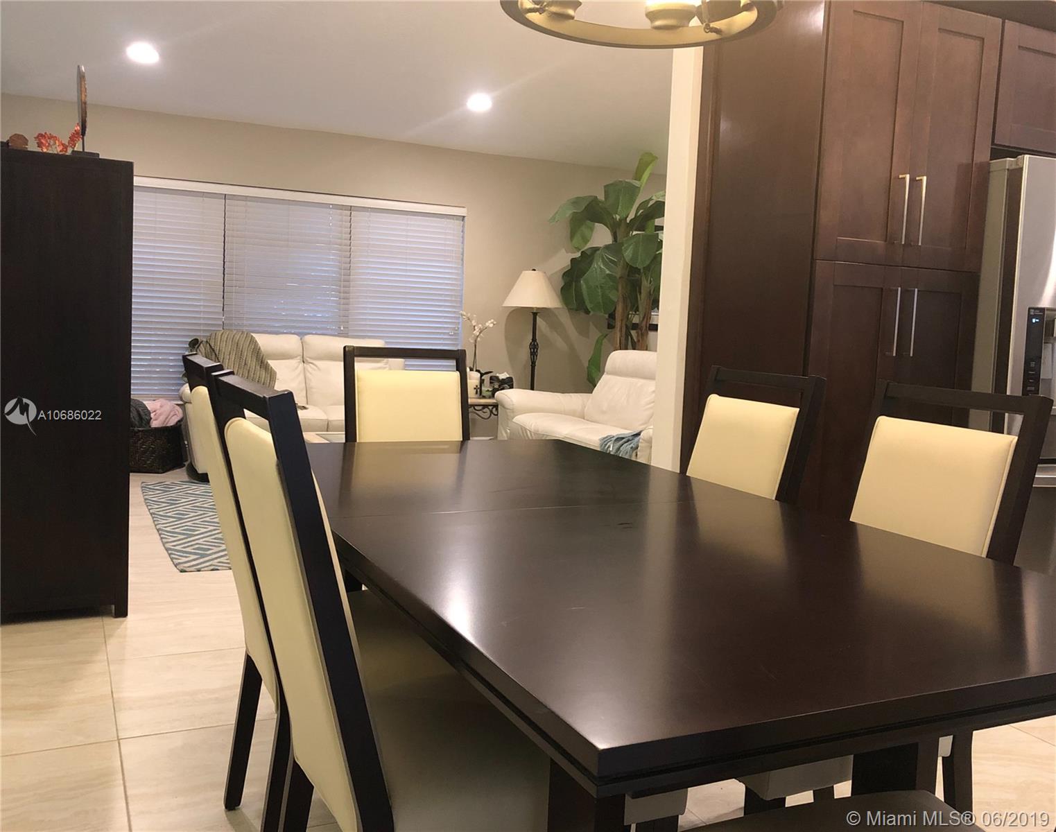11110 Southwest 124th Road Miami, FL 33176 - Photo 7 of 24