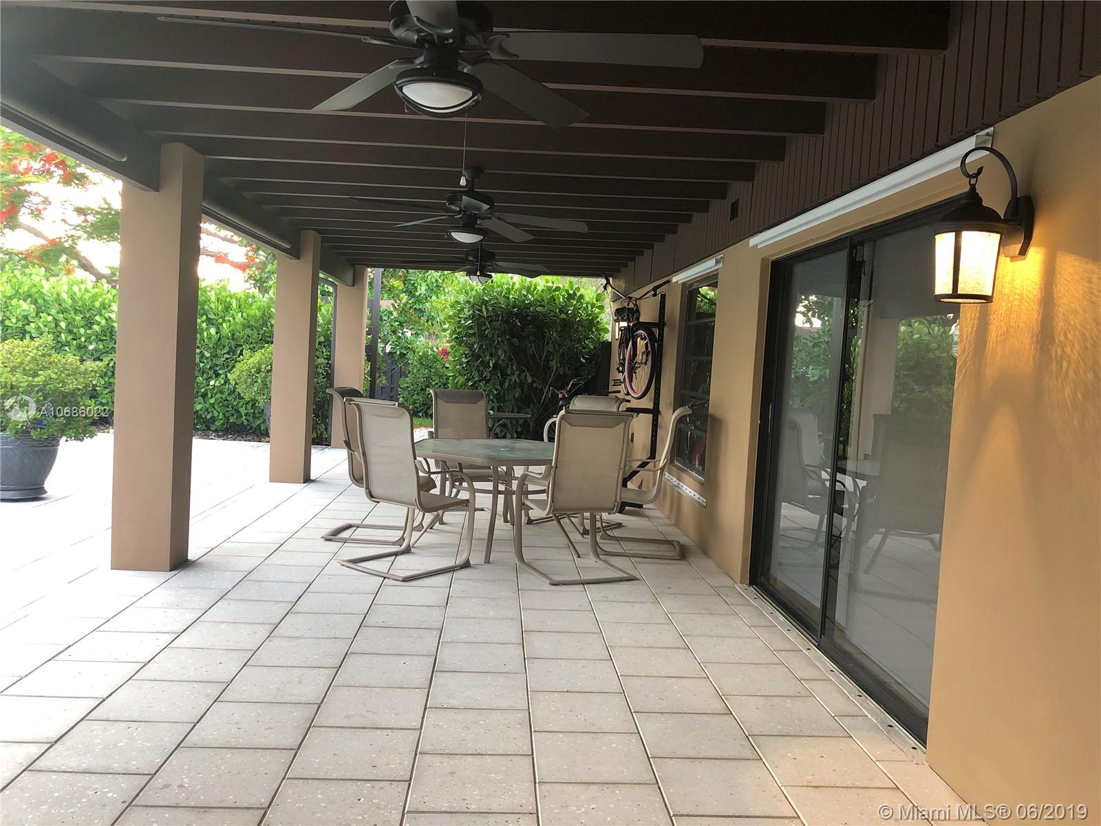 11110 Southwest 124th Road Miami, FL 33176 - Photo 10 of 24