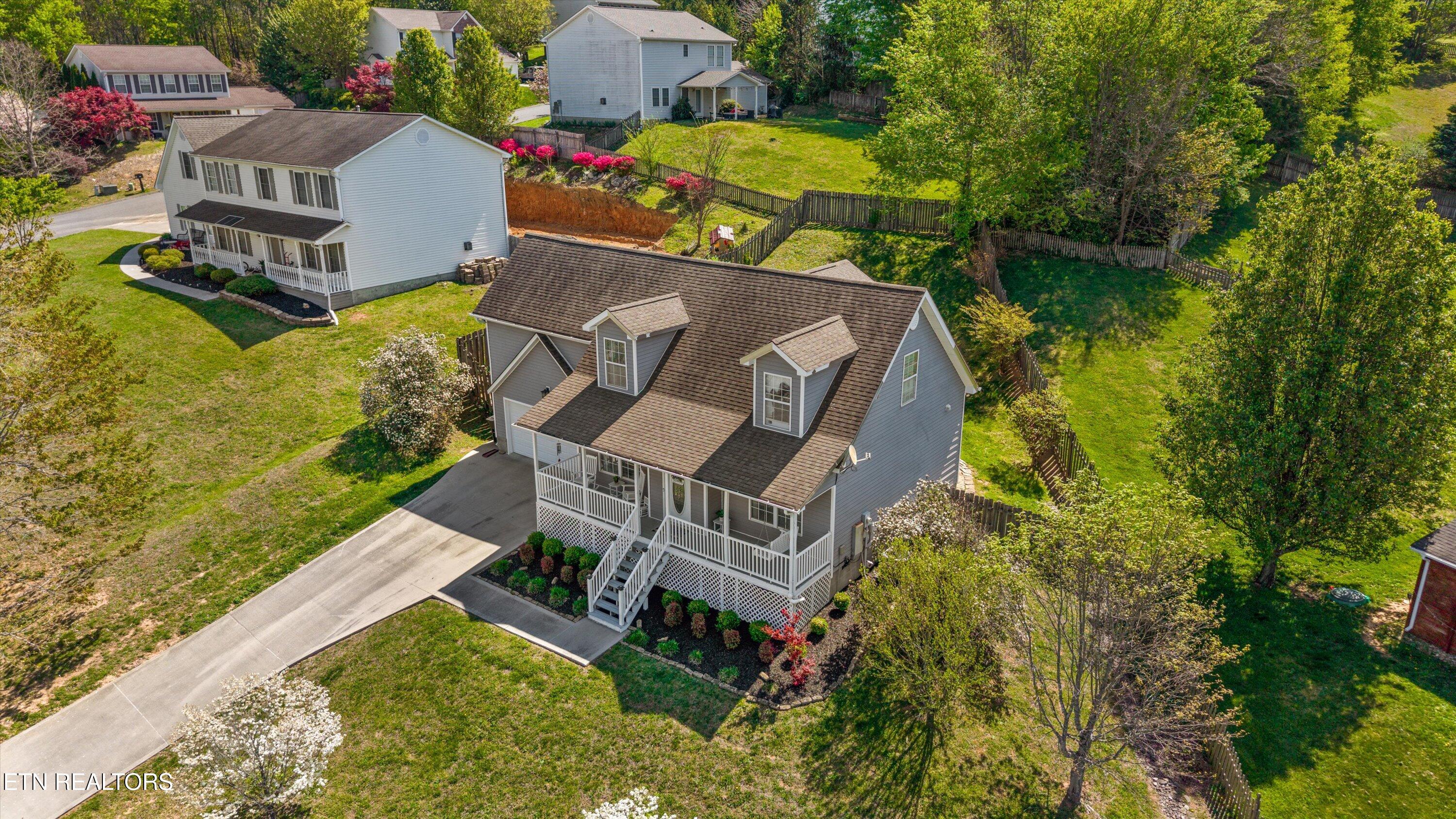 8230 Gamblers Choice Trail Powell, TN 37849 - Photo 32 of 36 IMG_0007