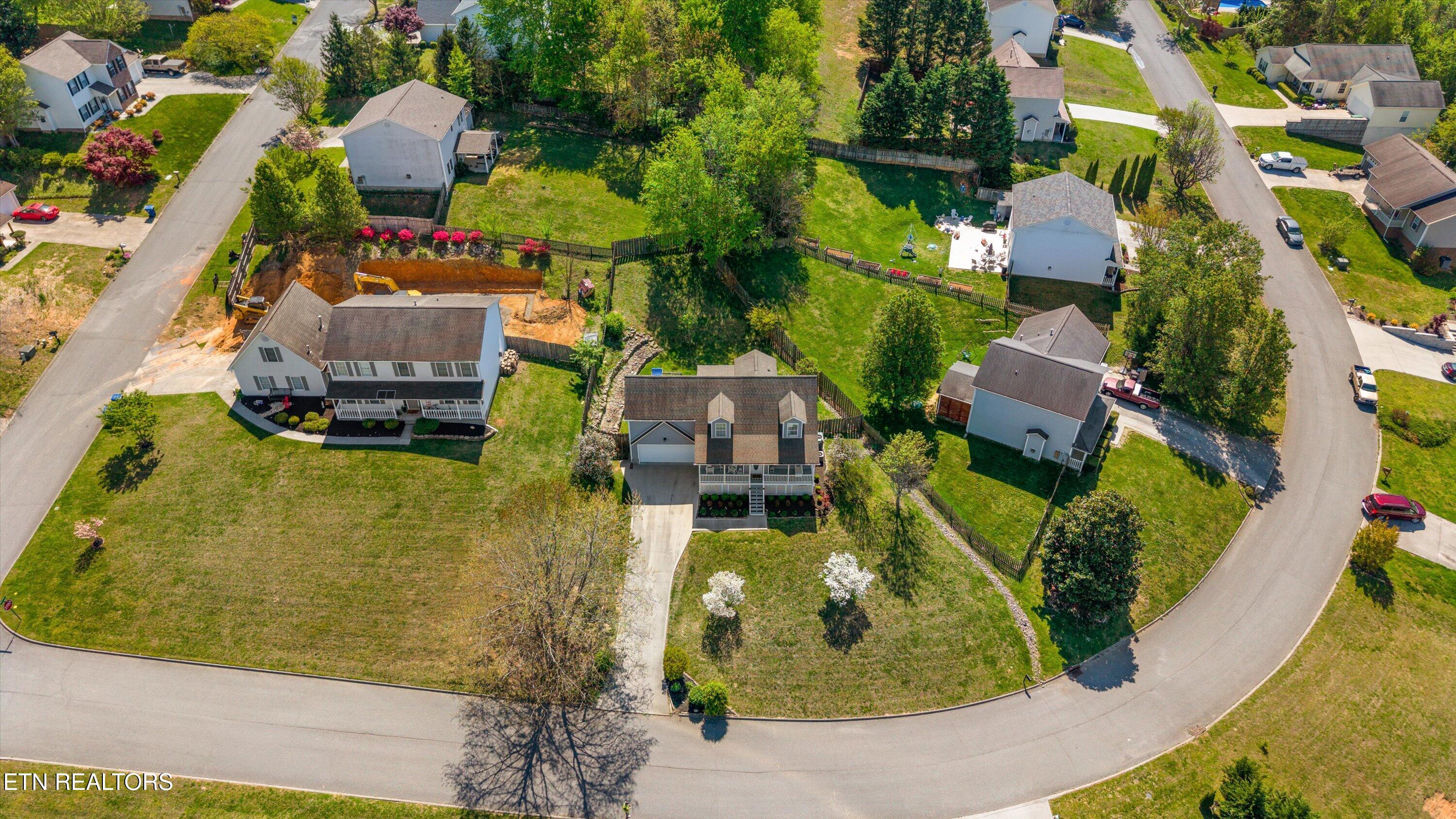 8230 Gamblers Choice Trail Powell, TN 37849 - Photo 35 of 36 IMG_0008