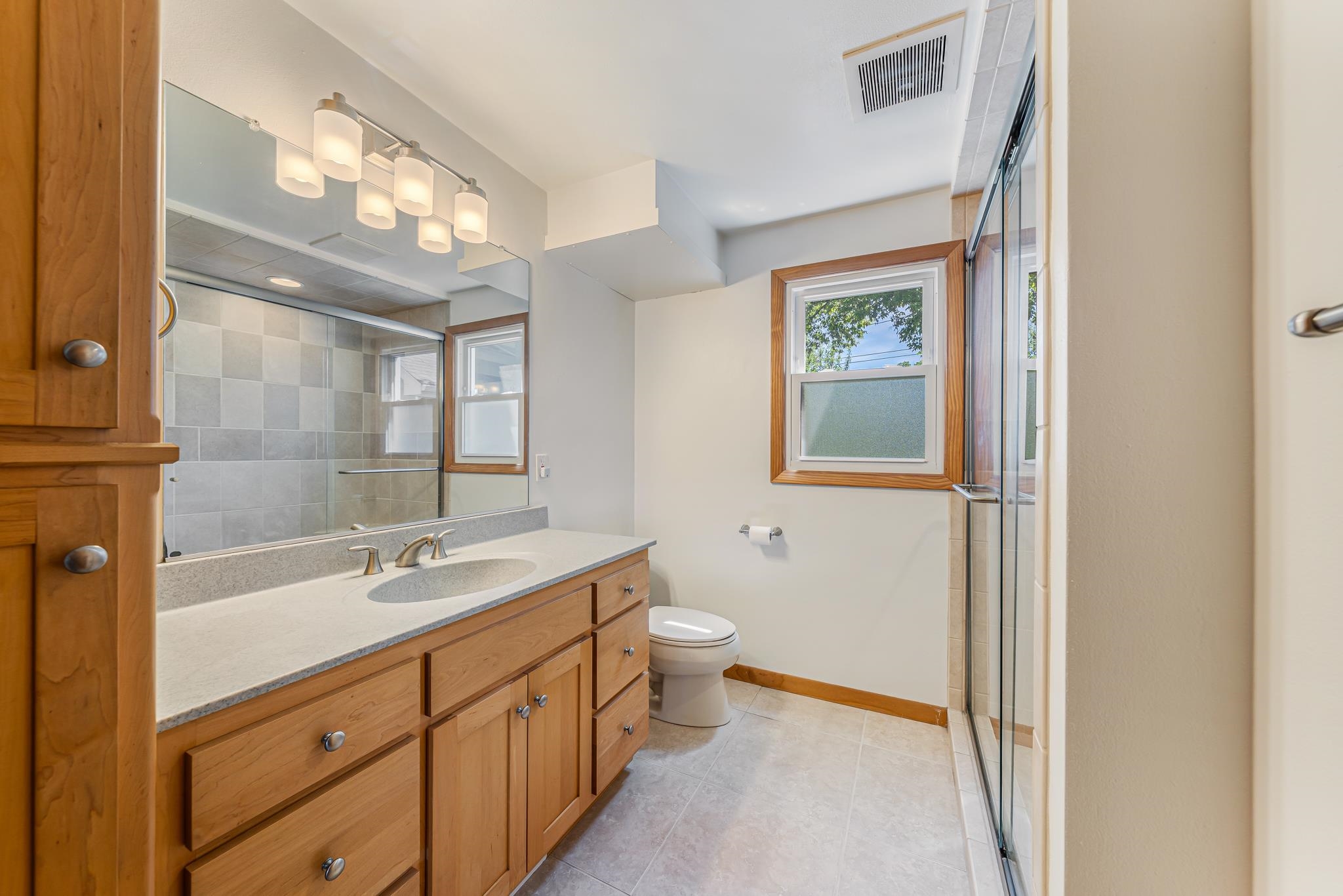 1932 Maplecrest Drive Appleton, WI 54915 - Photo 16 of 43