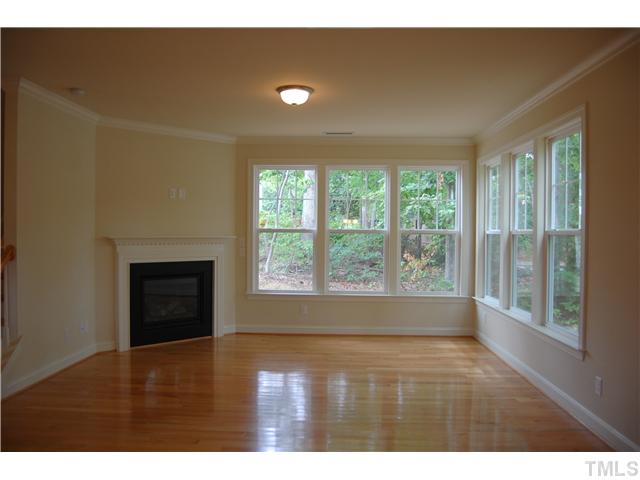912 Pirouette Court Raleigh, NC 27606 - Photo 5 of 17 PHOTO is REPRESENTATIONAL color/options may vary.