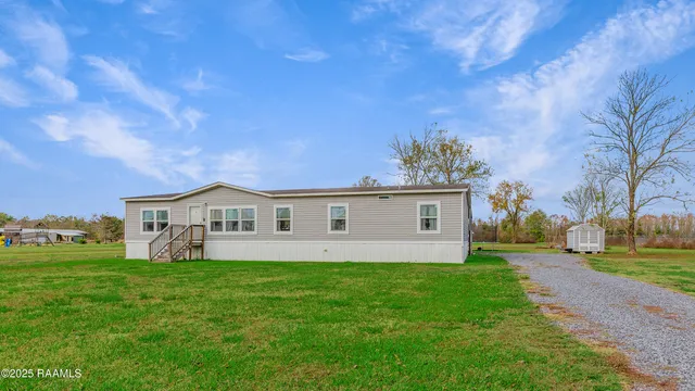 $199,000 | 1206 Cypress Island Highway, St. Martinville, LA 70582