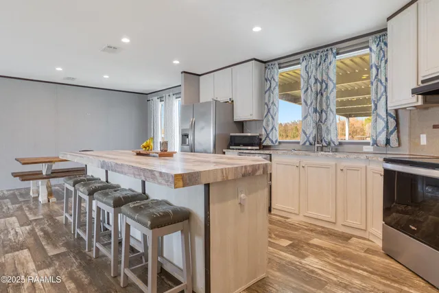 $199,000 | 1206 Cypress Island Highway, St. Martinville, LA 70582