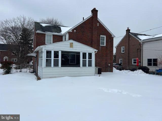 825 Stanbridge Road Drexel Hill, PA 19026 - Photo 4 of 4 a front view of a house with a yard