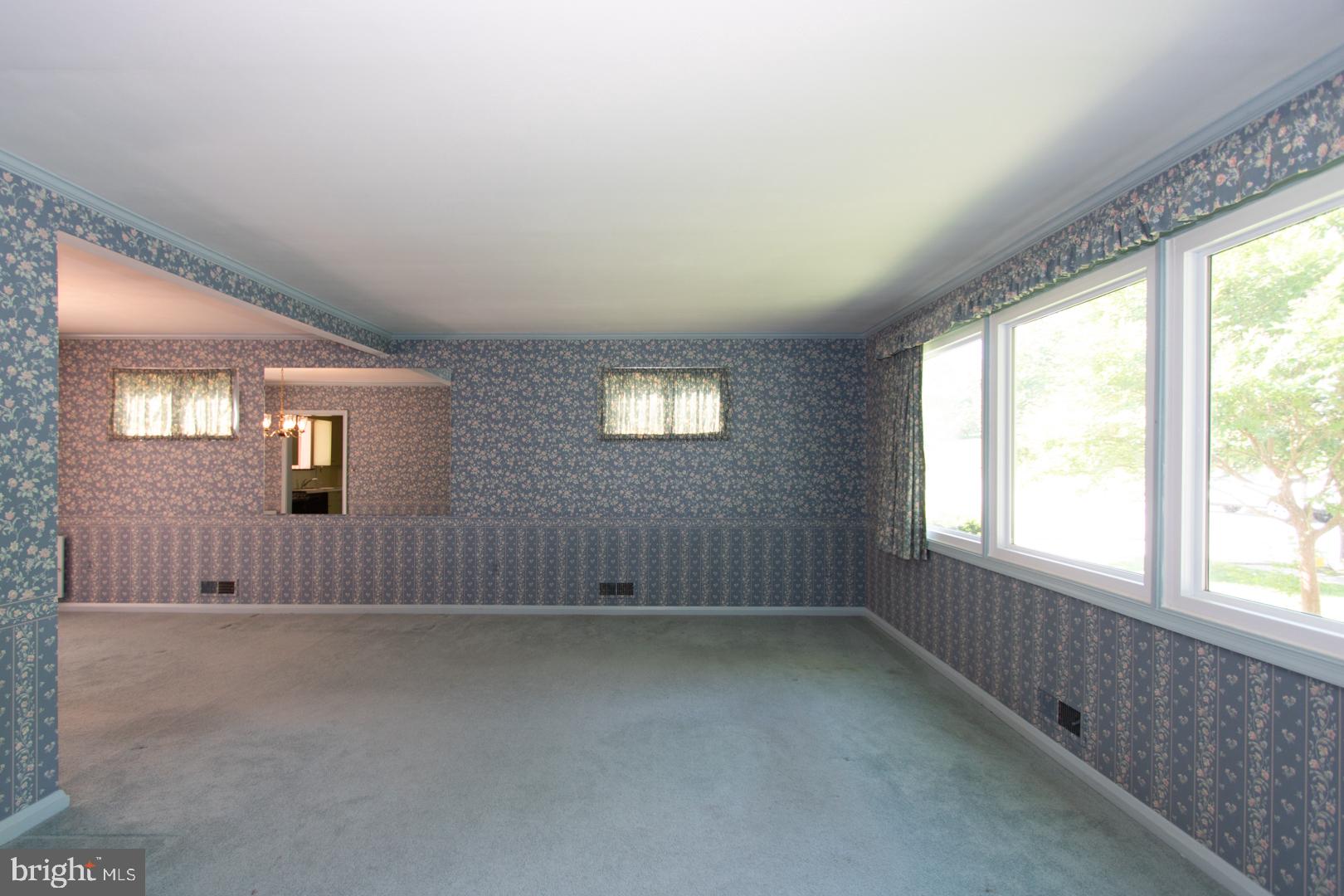 1117 Longbrook Road Lutherville-Timonium, MD 21093 - Photo 4 of 23 Gallery Image 4