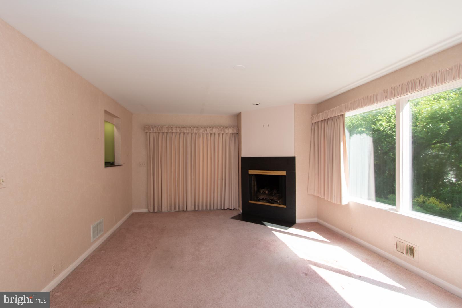 1117 Longbrook Road Lutherville-Timonium, MD 21093 - Photo 7 of 23 Gallery Image 7