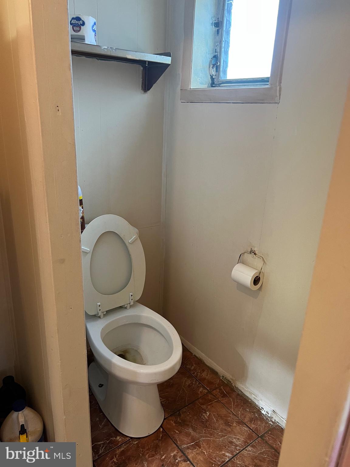 355 East Eleanor Street Philadelphia, PA 19120 - Photo 6 of 12