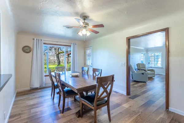 $300,000 | 2521 Radio Lane, Redding, CA 96001