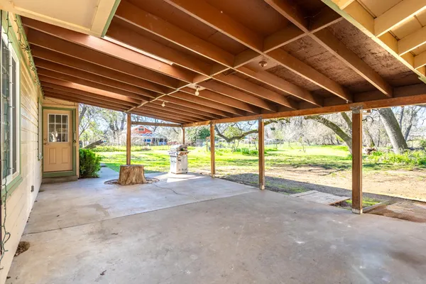 $300,000 | 2521 Radio Lane, Redding, CA 96001