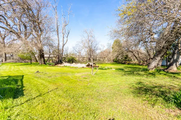 $300,000 | 2521 Radio Lane, Redding, CA 96001