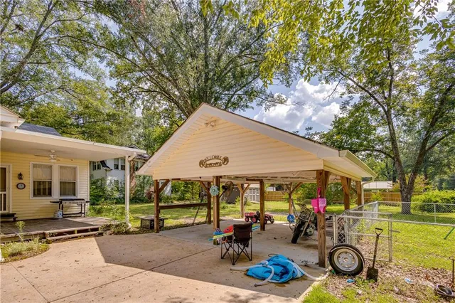 $179,900 | 1201 East Main Street, Jonesboro, LA 71251