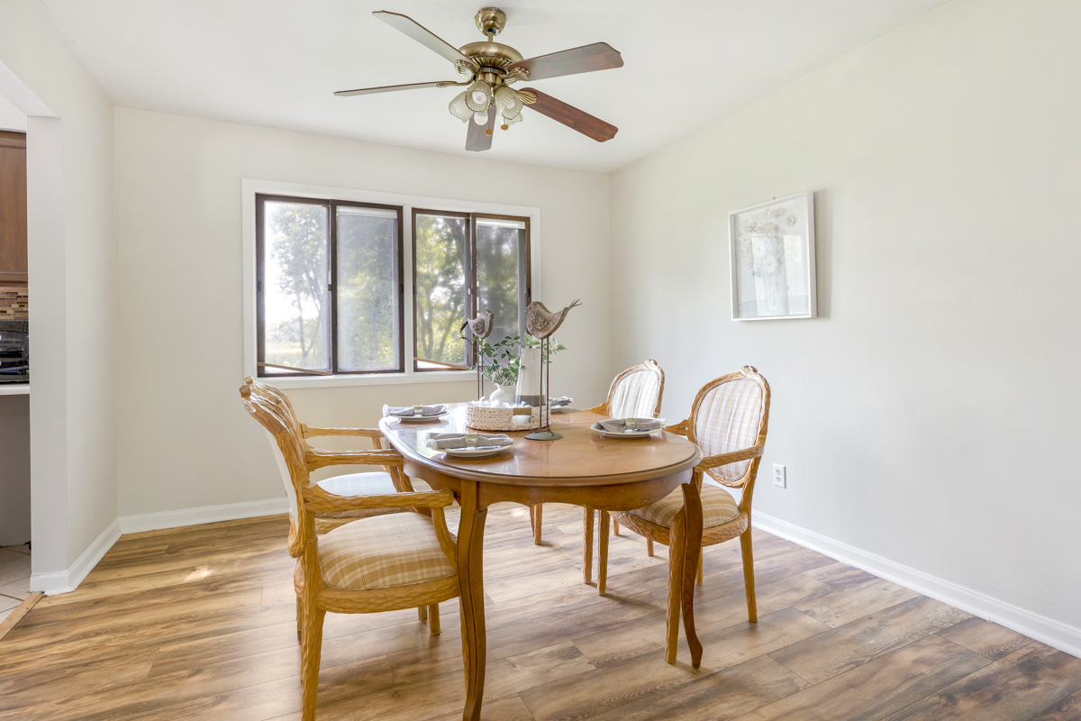 2911 Lincoln Road McHenry, IL 60051 - Photo 4 of 22 Gallery Image 4
