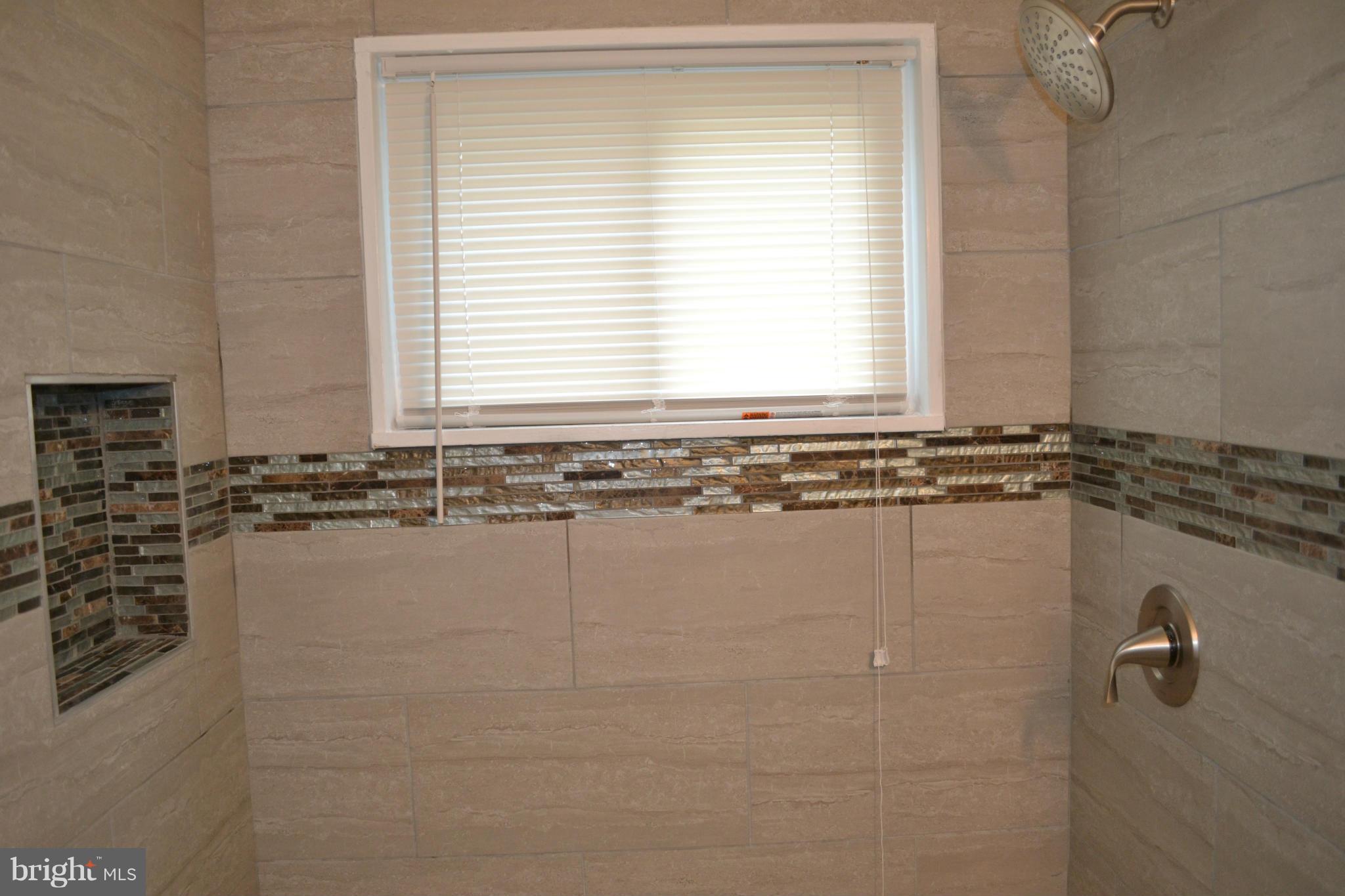 6814 Decatur Street Hyattsville, MD 20784 - Photo 17 of 25 Bath