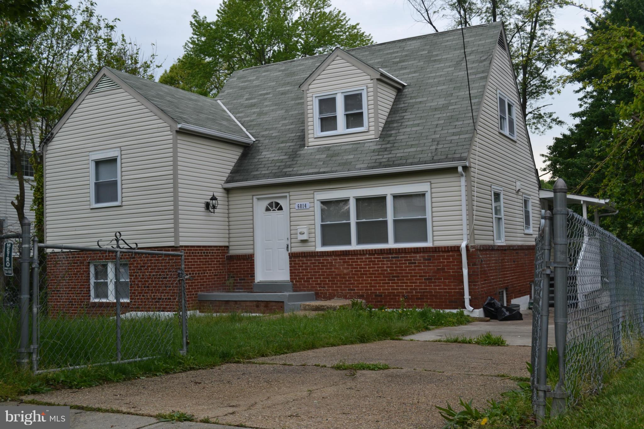 6814 Decatur Street Hyattsville, MD 20784 - Photo 3 of 25 Exterior (Front)