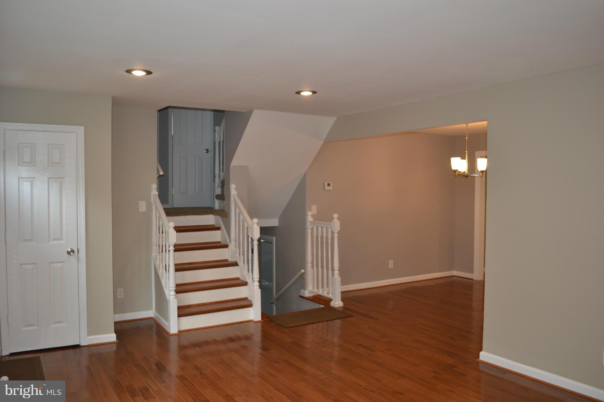 6814 Decatur Street Hyattsville, MD 20784 - Photo 8 of 25 Living Room