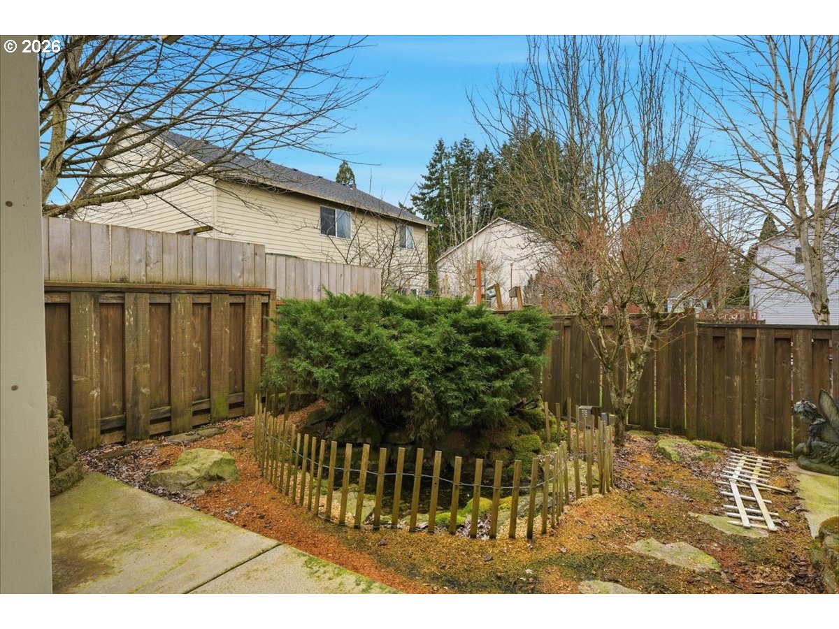 6366 Southeast 33rd Way Gresham, OR 97080 - Photo 16 of 20