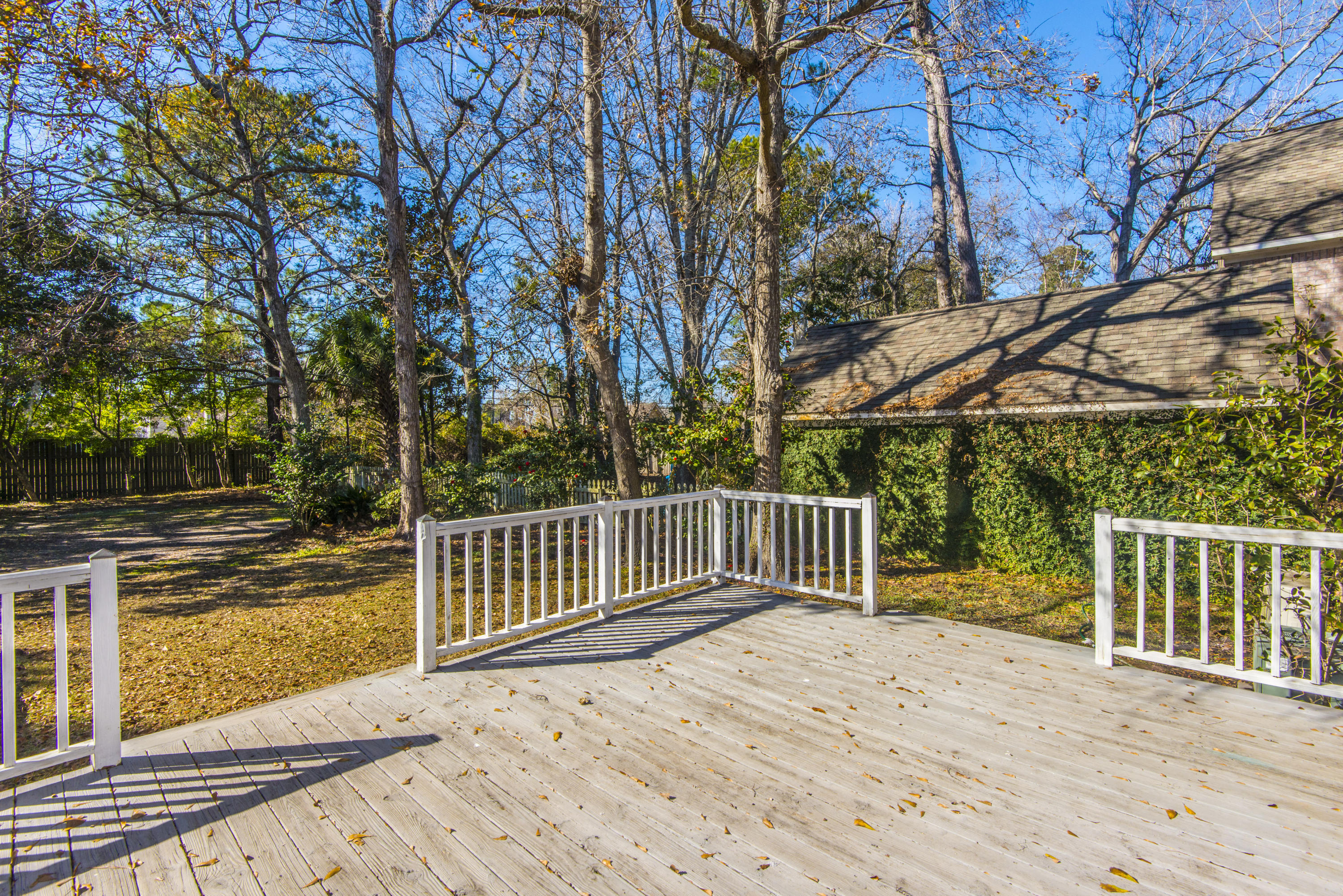 995 Governors Road Mount Pleasant, SC 29464 - Photo 4 of 42 _DSC7745