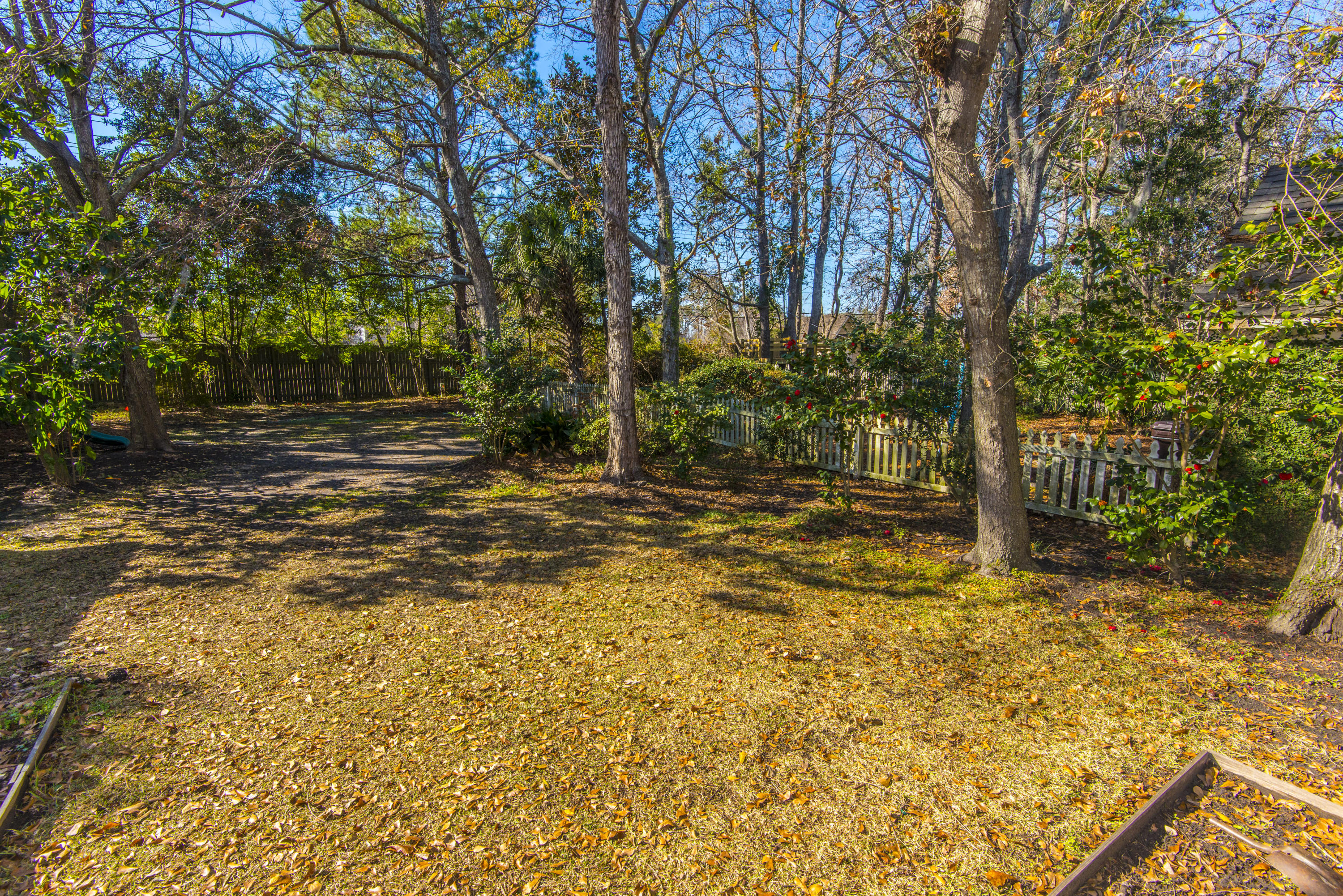 995 Governors Road Mount Pleasant, SC 29464 - Photo 37 of 42 _DSC7747