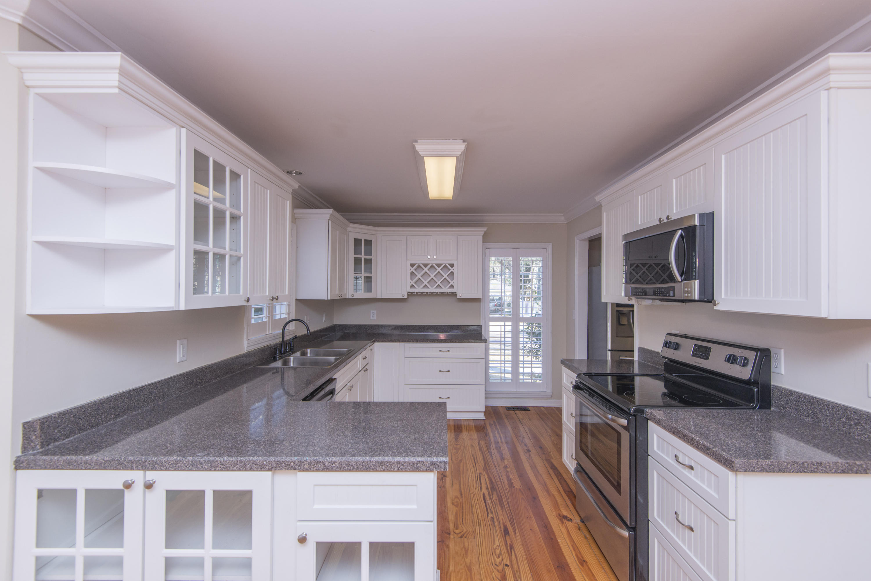 995 Governors Road Mount Pleasant, SC 29464 - Photo 8 of 42 _DSC7764