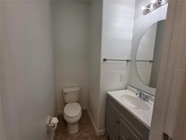 $2,200 | 9464 Tawnyberry Street, Orlando, FL 32832