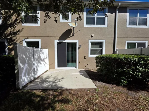 $2,200 | 9464 Tawnyberry Street, Orlando, FL 32832