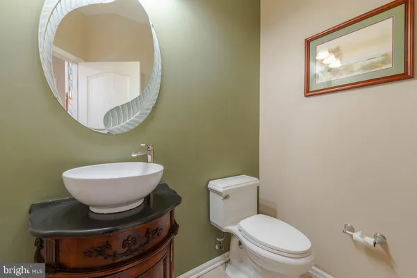 a picture of a wall with a white wall and a white wall