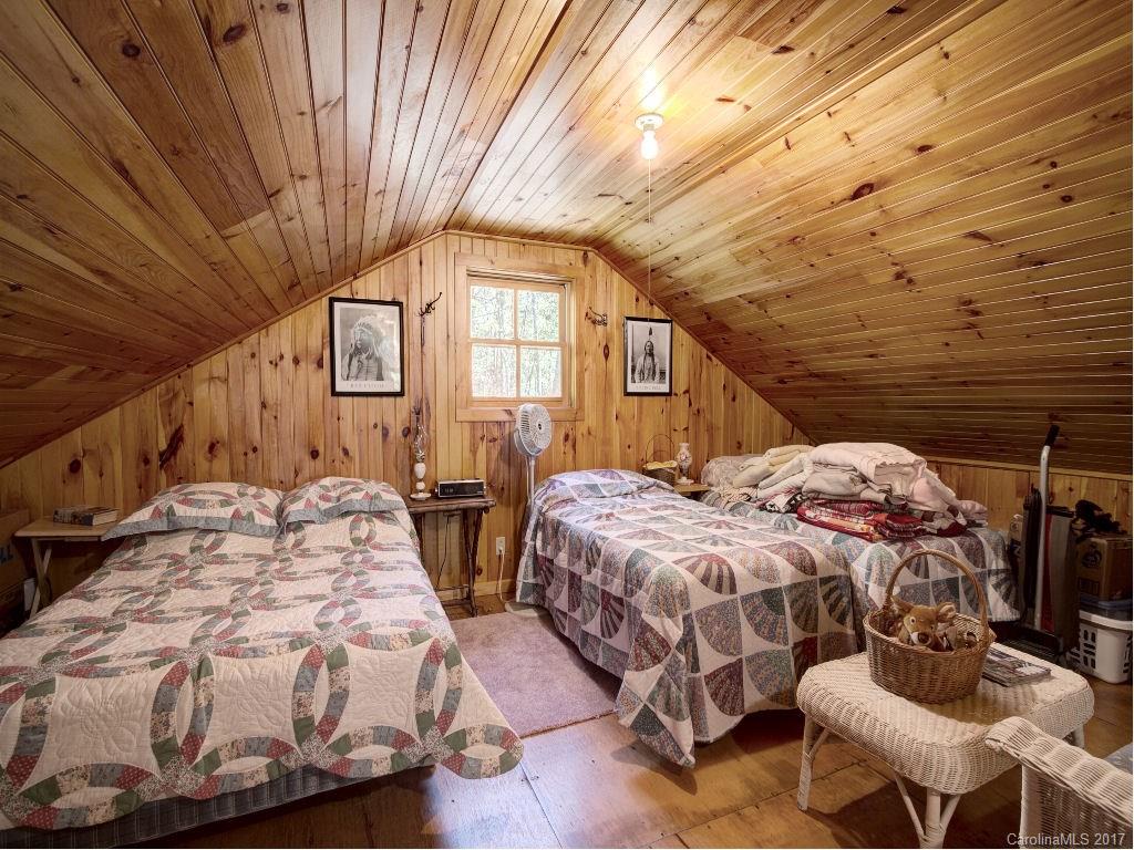 953 Oak Ridge Road Tuckasegee, NC 28783 - Photo 17 of 24 Gallery Image 17